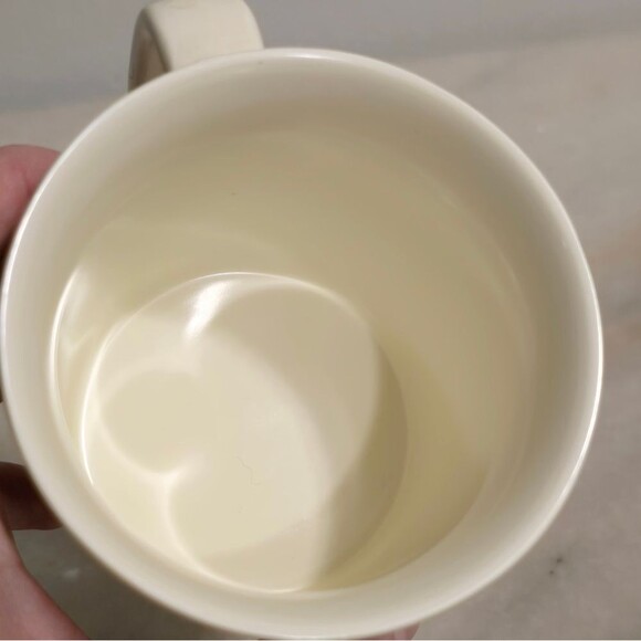 Royal Doulton BUNNYKINS Plastic Baby Kid Cup Mug Rocking Bunny / Snowman England - Picture 6 of 9